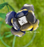 Yard Art Metal Flowers Sculpture 27"  MFLWRMM002