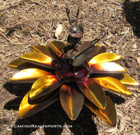 Yard Art Metal Flower on Spring with Music Ant 15"  MFSMA004