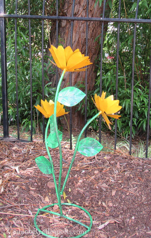 Yard Art Metal Flowers Sculpture 22